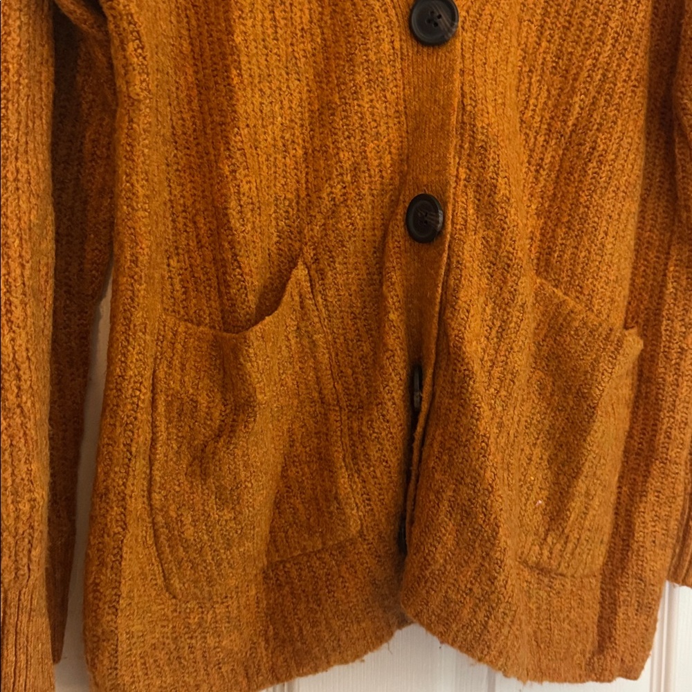 American Eagle Long Oversized Button Down Cardigan - Picture 2 of 5
